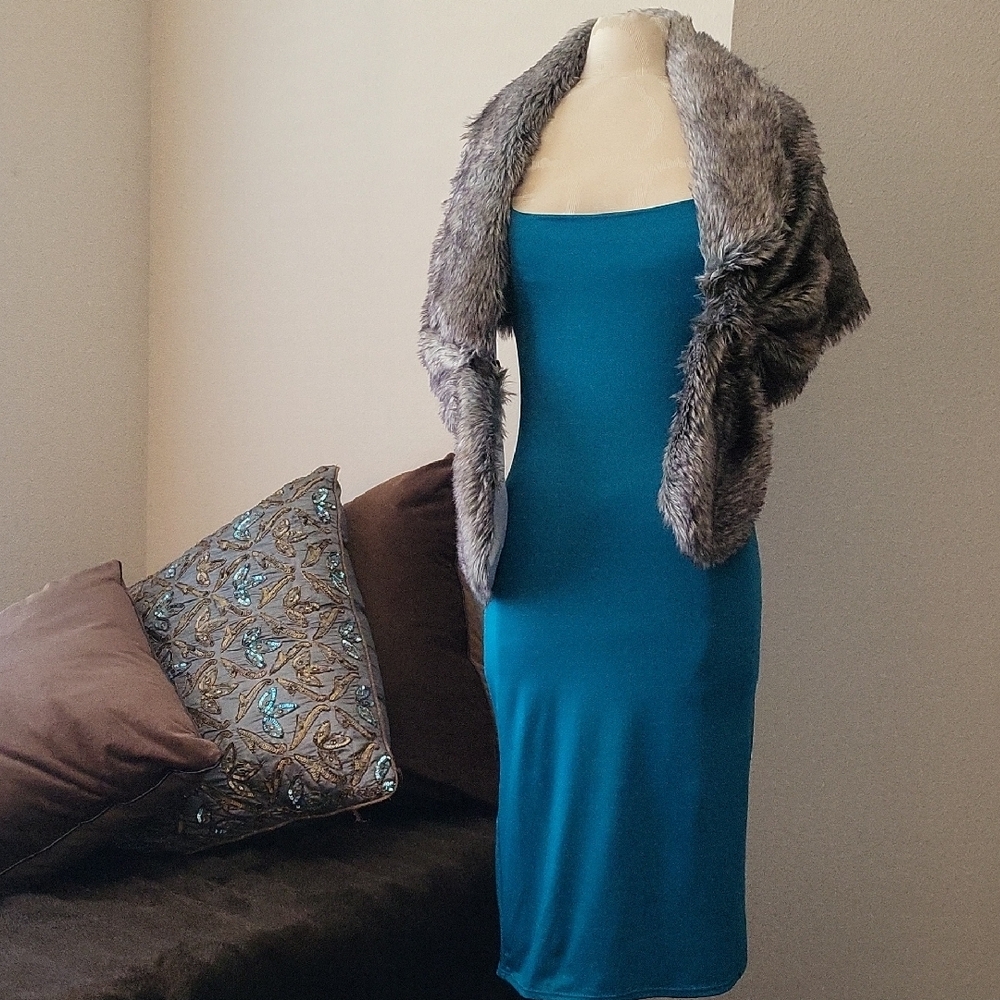 Sincerely Jules Teal Midi Dress